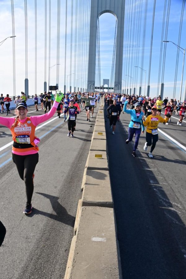 Sue Moller crosses the Verrazano Bridge during the NYC Marathon.