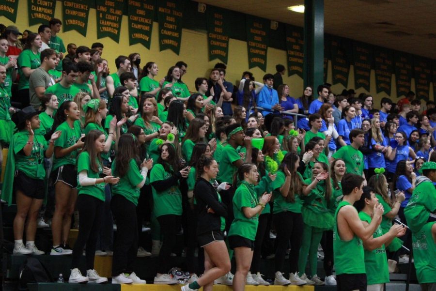 Sports Night 2022: Seniors Come Out on Top