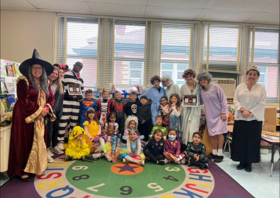 Kindergartners Learn About Halloween Safety from Key Club Members