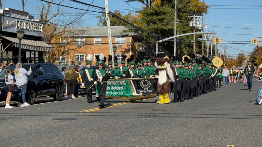 Marching band at Homecoming parade. 