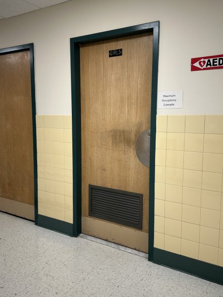 Bathroom Doors: Keep Them Closed